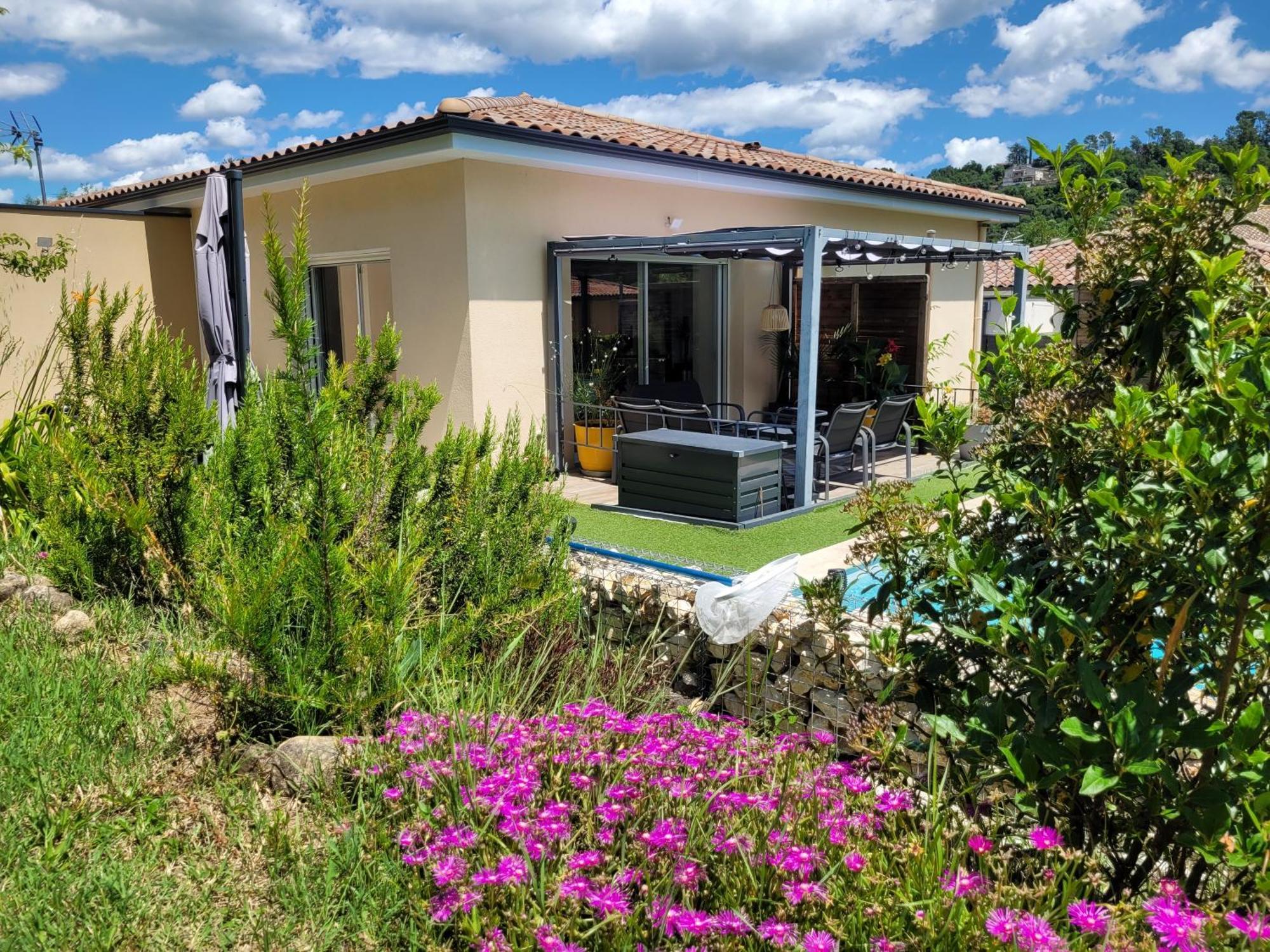La Villa Des Papillons De Dugradus Aubenas Kültér fotó